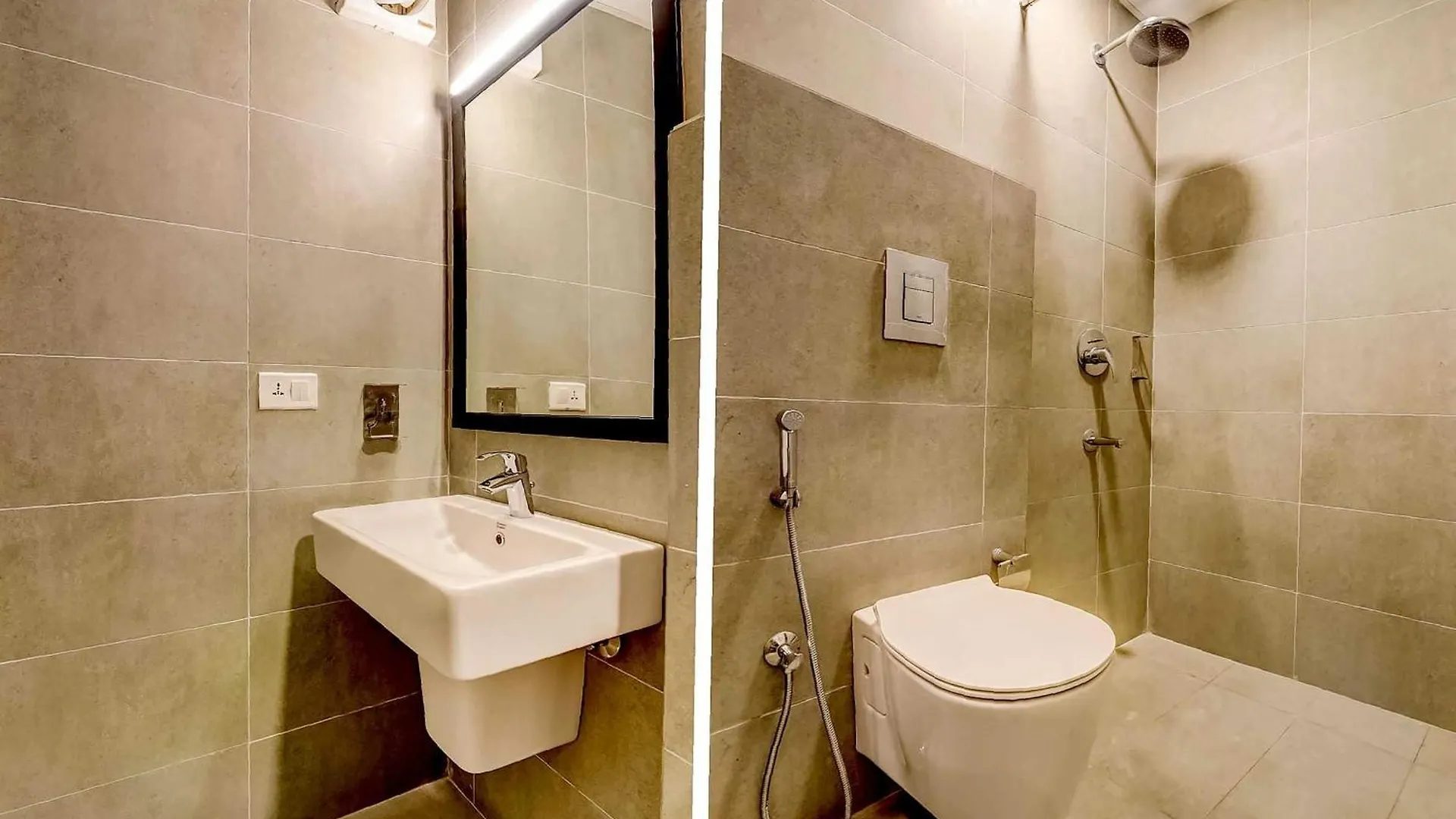 Hotel O Star Key Gurgaon 4*,
